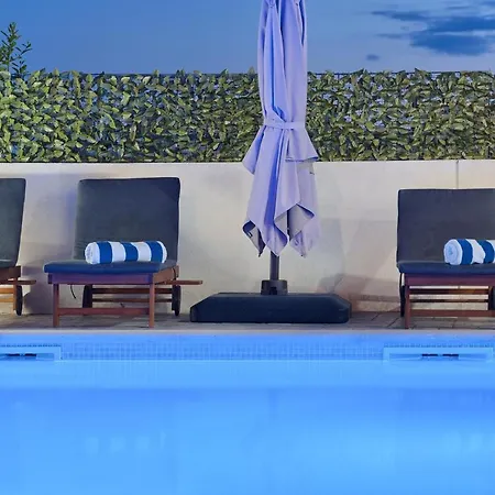 Celestial فيلة *