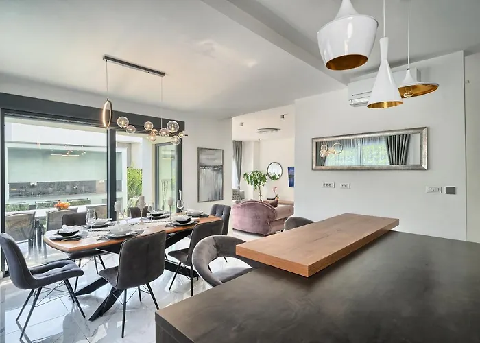 Celestial Вилла